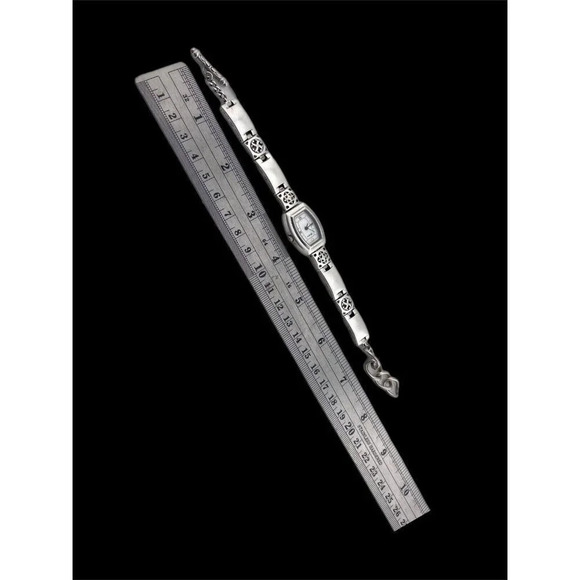 Brighton Tribeca Silver Plate Ornate Watch - New Battery Retired - Picture 5 of 6